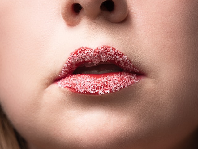 Peeling ust a zdrowie ogólne - jakie są pozytywne efekty dla organizmu?