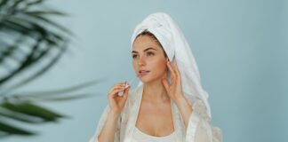 5. Kiedy najlepiej stosować balsam do ust - rano, wieczorem czy w ciągu dnia?